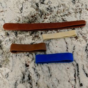 FREE with any bundle Pony-o bun bar and holders